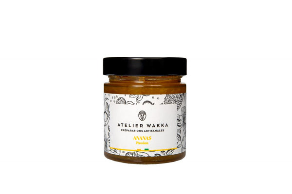 “Glass jar of pineapple and passion fruit jam from Côte d’Ivoire – tropical artisan spread with no additives
